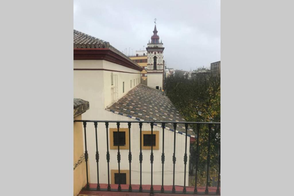 San Roque- Street Lecha Marzo * Sewilla